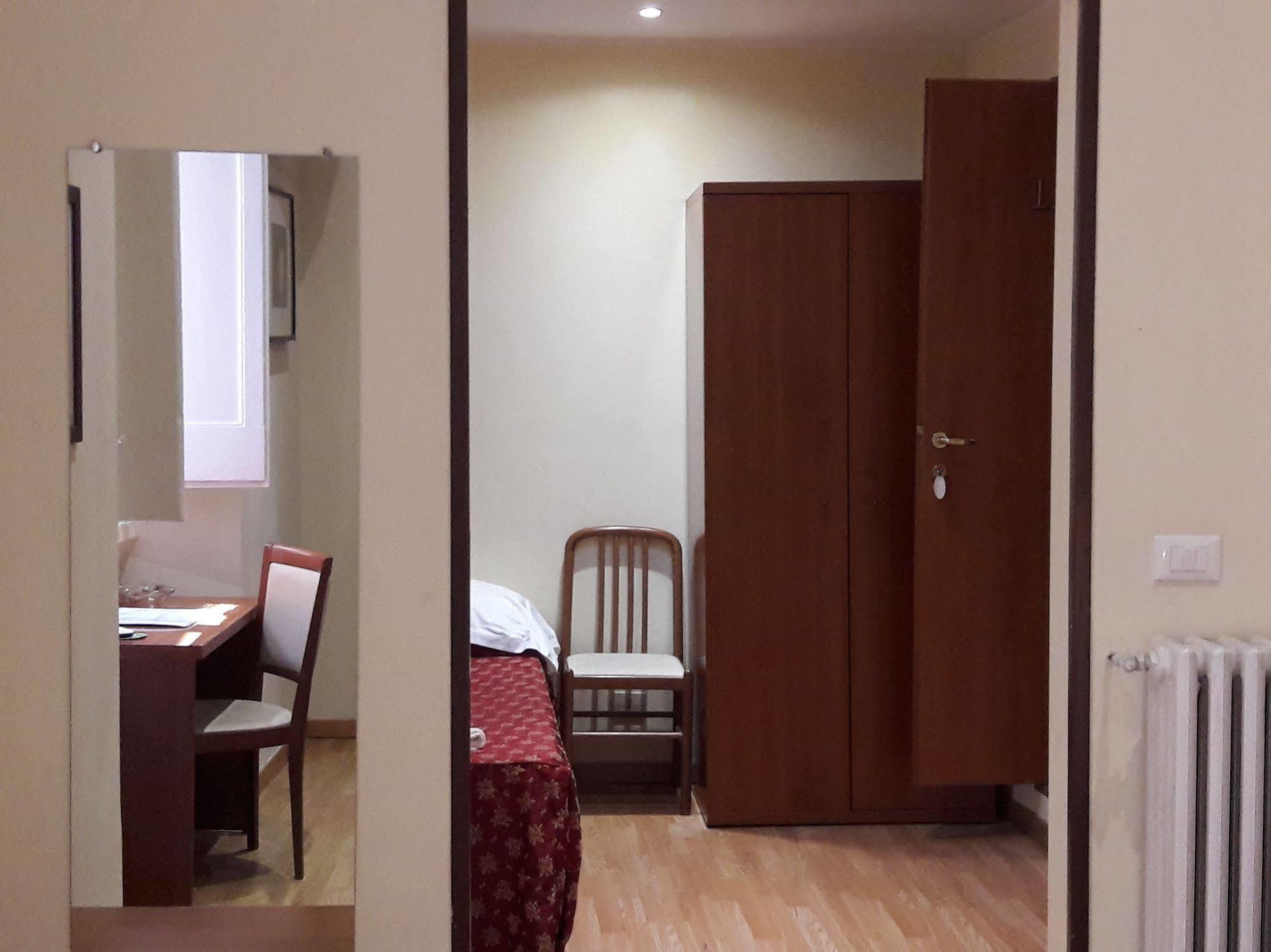 Hotel Mimosa Pantheon Róma Kültér fotó